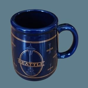 *Seattle Space Needle Coffee Mug Souvenir Blue and Gold Washington Collectible